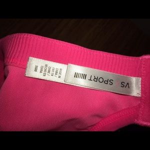 Victoria's Secret Intimates & Sleepwear - Victoria’s Secret Sports Bra Size 36DD Victoria's Secret Intimates & Sleepwear - Victoria’s Secret Sports Bra Size 36DD